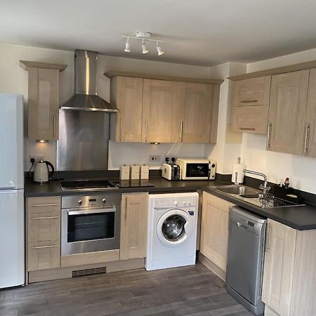 Stylish Two Bed City Apartment With Secure Parking Southampton Exterior photo