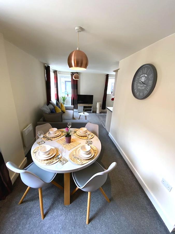 Stylish Two Bed City Apartment With Secure Parking Southampton Exterior photo