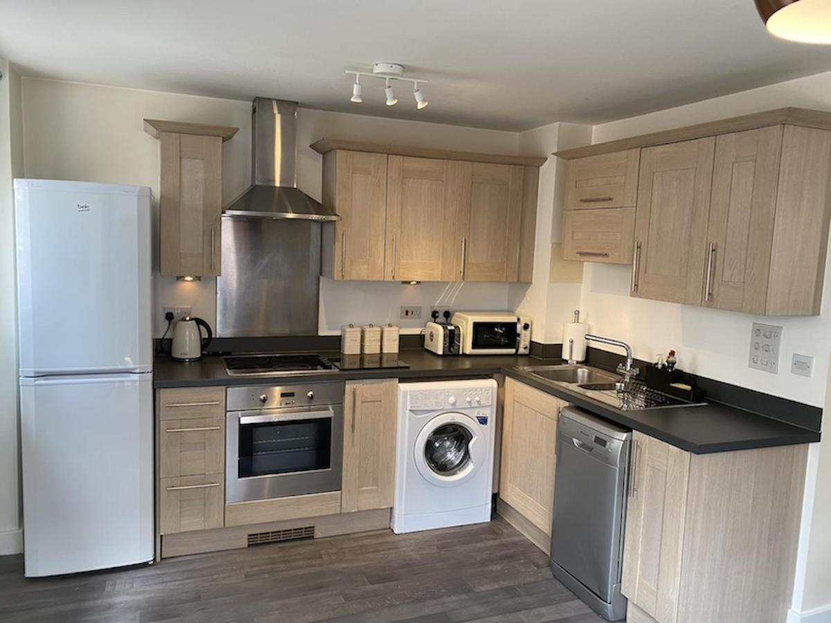 Stylish Two Bed City Apartment With Secure Parking Southampton Exterior photo